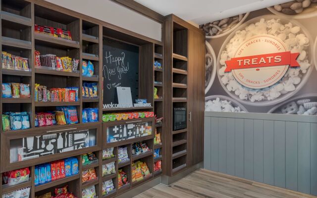 Hampton Inn Williams