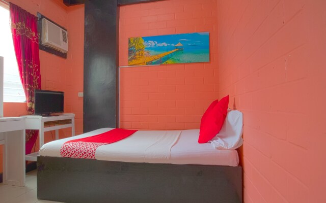 La Maria Pension And Tourist Inn Hotel