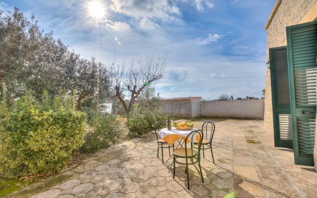 Villa Degli Dei With Garden and Pool