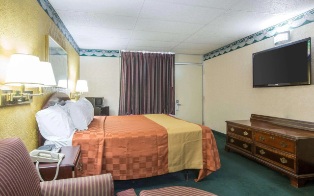 Rodeway Inn Gadsden 1-59 exit 183
