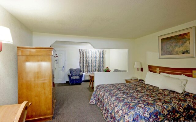 Blue Jay Inn and Suites