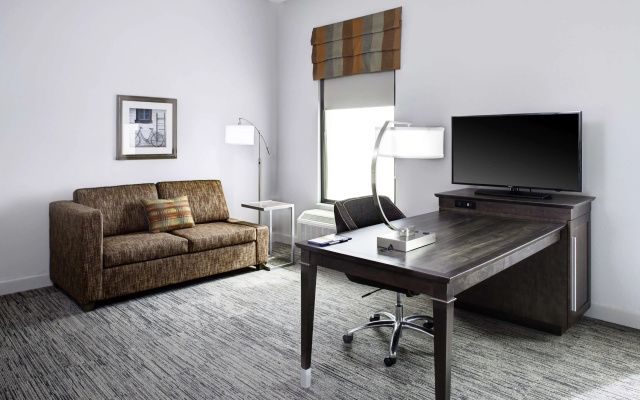 Hampton Inn & Suites by Hilton Pittsburg Kansas Crossing