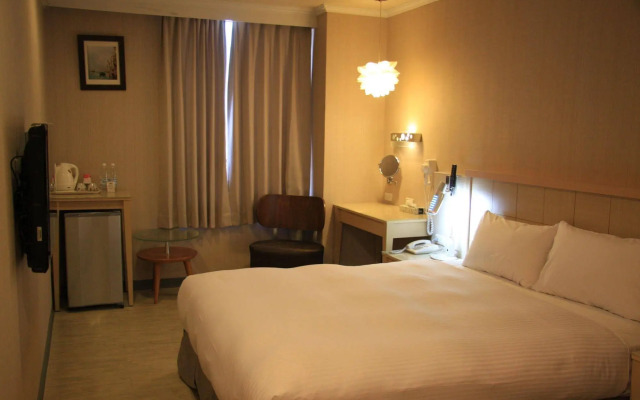 Just Enjoy Business Hotel