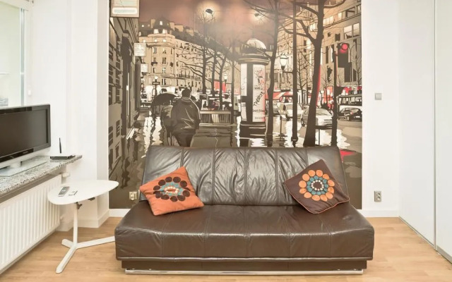 Little Home - Krucza 19