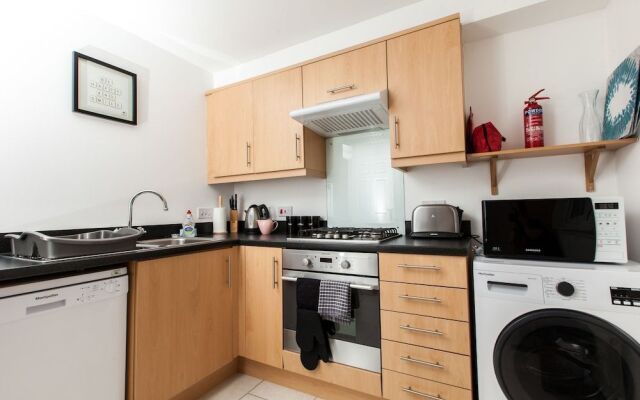 Duloch Apartments KW