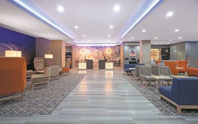 La Quinta Inn & Suites by Wyndham Opelika Auburn