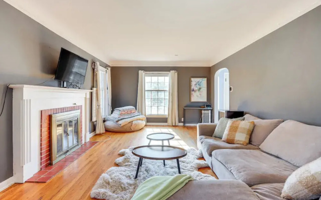 Half-mi to Unc: Historic Dtwn Greeley Home