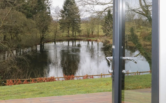 Tarn Lodge