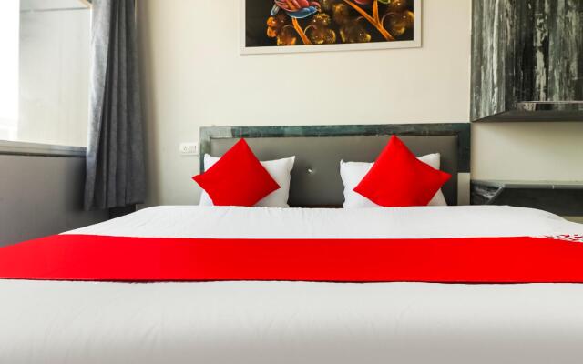 OYO 70297 Hotel Sheela