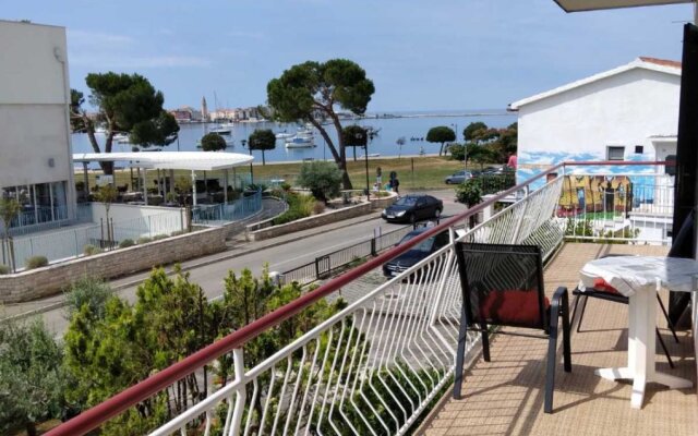 Apartment Eli - 50m from the sea: A1 Umag, Istria