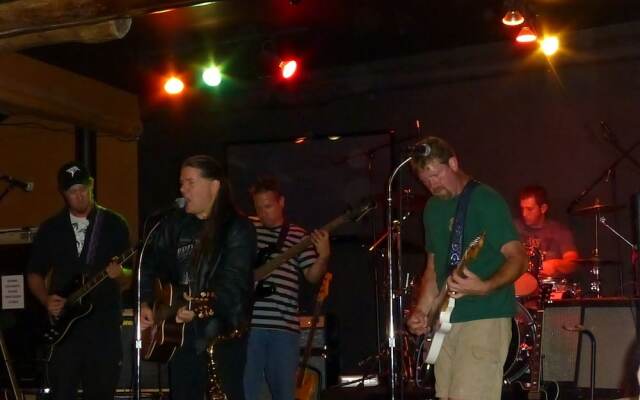 Lopez Islander Resort