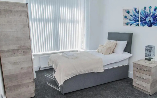 Luxurious Cosy 4-bed in the heart of Birmingham