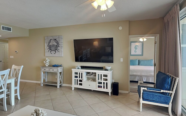Emerald Key #602 by Southern Vacation Rentals