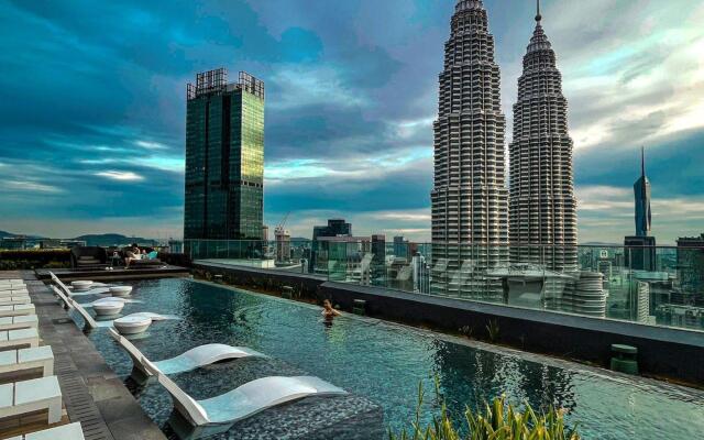 Axquisite Suites At Klcc