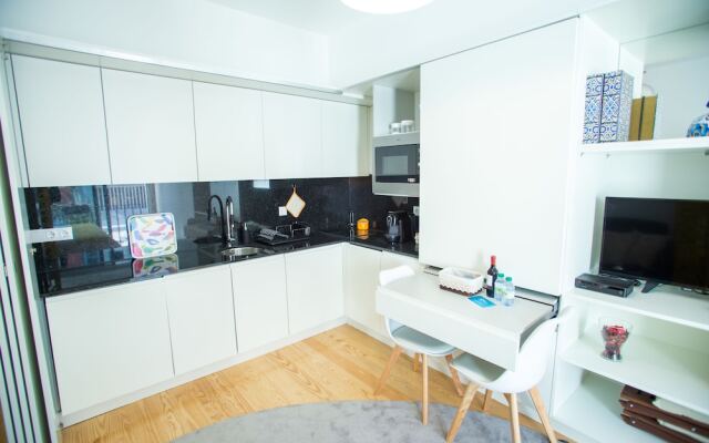 Almada Story Apartments by Porto City Hosts