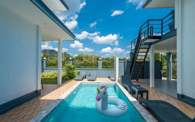 Lark Pool Villa Krabi
