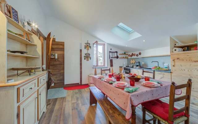 White House Ski Relax