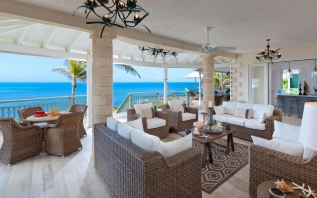 Sunny Vacation Villa 11