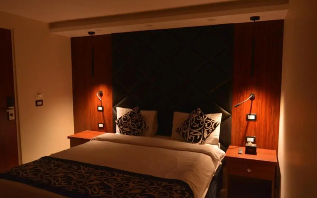 Panorama Ramsis Hotel & Cafe
