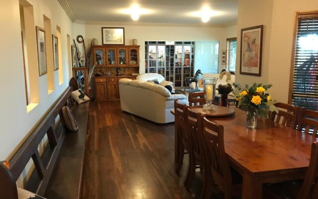 Fullcircle Farm Bed & Breakfast