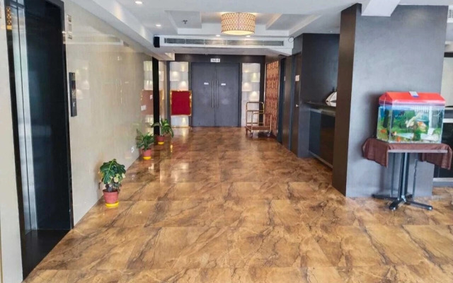 Hotel Ambassador Royale