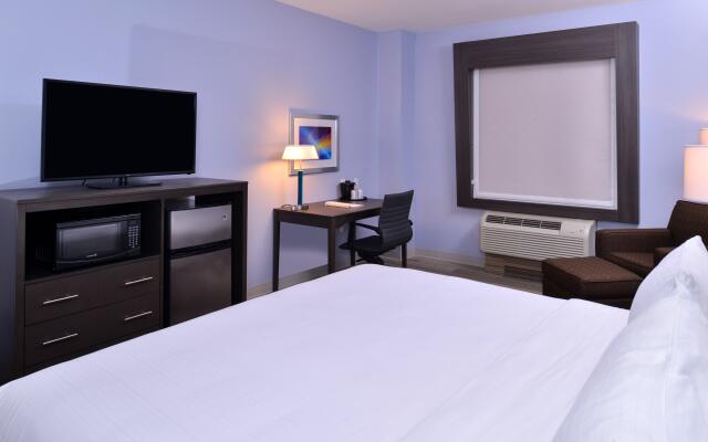 Holiday Inn Express & Suites Loma Linda- San Bernardino S, an IHG Hotel