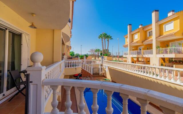 2 bedroom 2 Bathroom Entire Apartment in Rojales with Pool