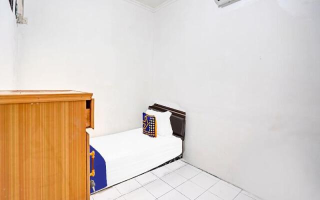 SPOT ON 90403 Gosepa Ngagel