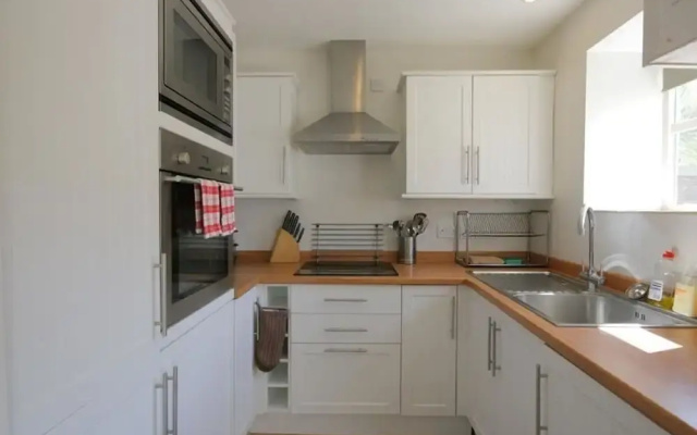 Noel Cottage