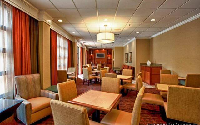 Hampton Inn Louisville Downtown