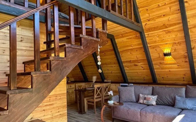 Teona Kartepe Bungalov