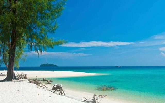 Blue Tribes Garden Beach Resort