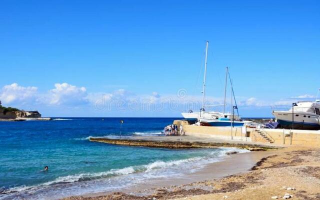 2 bedrooms appartement with sea view terrace and wifi at Iz Zebbug