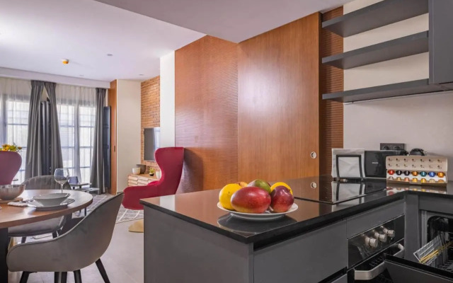 Home Art Apartments Soho