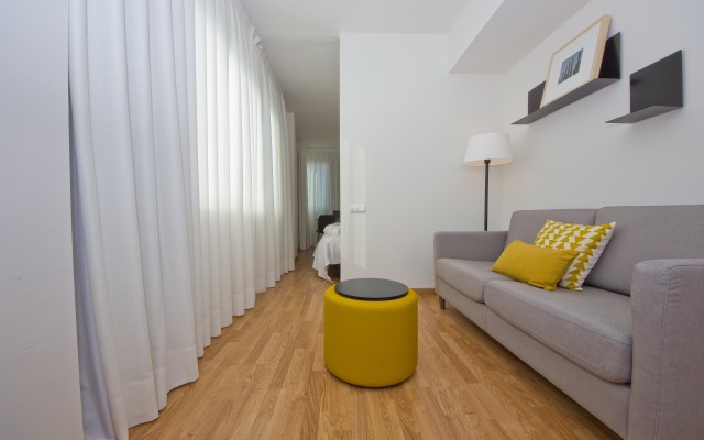 Aparthotel Atenea Valles