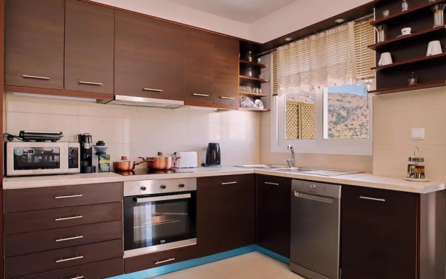 Lake View Suites