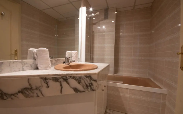 Cala Dorada Apts