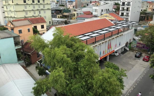 Canary Hotel Hue
