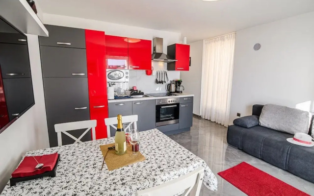 Sleek and Stylish Umag Apartments With Sea View