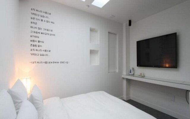 Hotel Travel