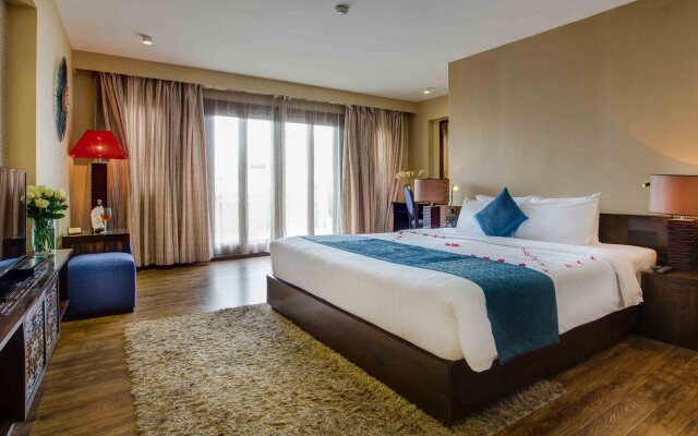 Oriental Suites Hotel & Spa