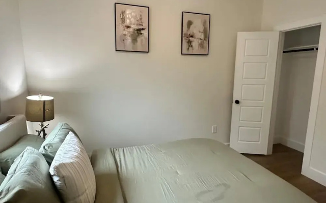 Cozy 3BR Retreat With Yard