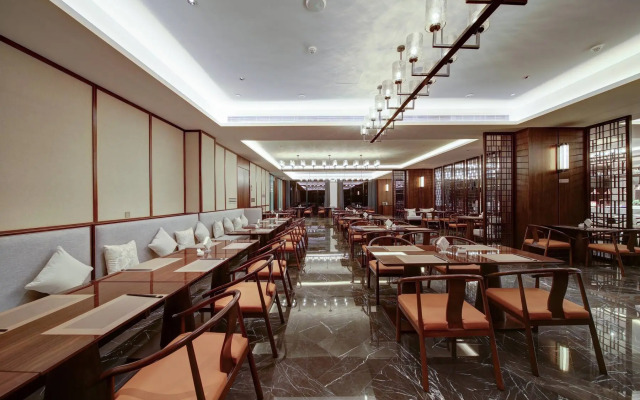 Howard Johnson by Wyndham Yilin Hotel Guangan