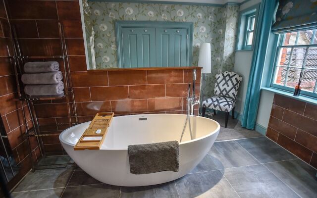The Kingsbury at No7 & No8