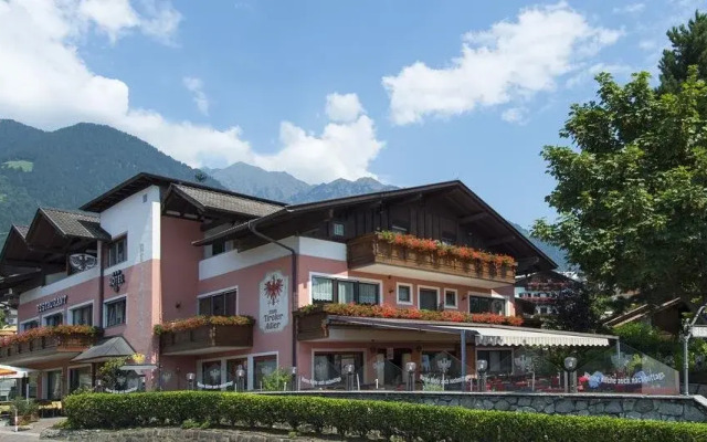 Hotel Zum Tiroler Adler