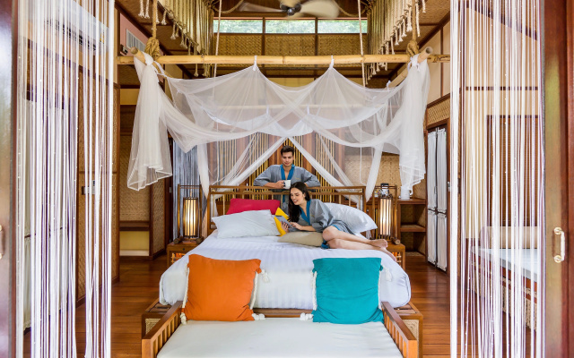 The FloatHouse River Kwai