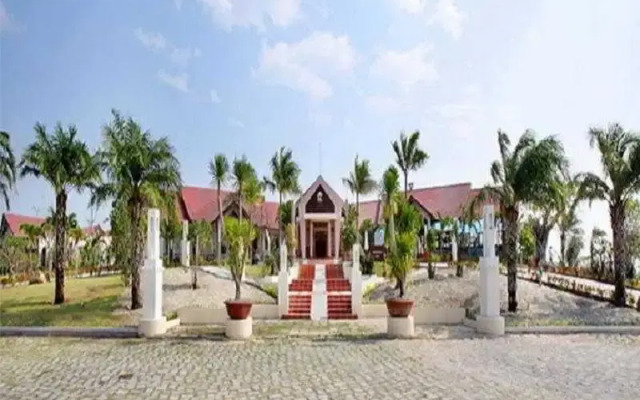 White Sand Doclet Resort & Spa