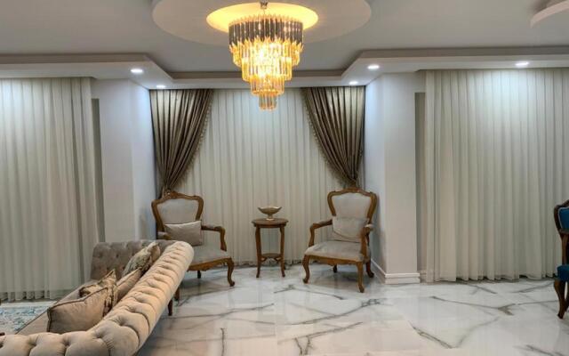 Villa Vadi-Isıtmalı havuzlu-Şömineli-Kış bahçeli-Tamamen Müstakil