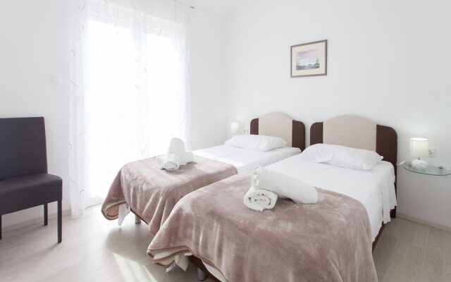 Spacious Villa in Vodice With Pool