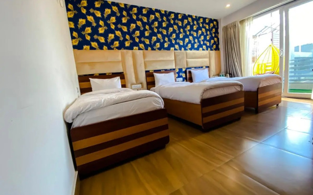 Sky Suites Huda City Center